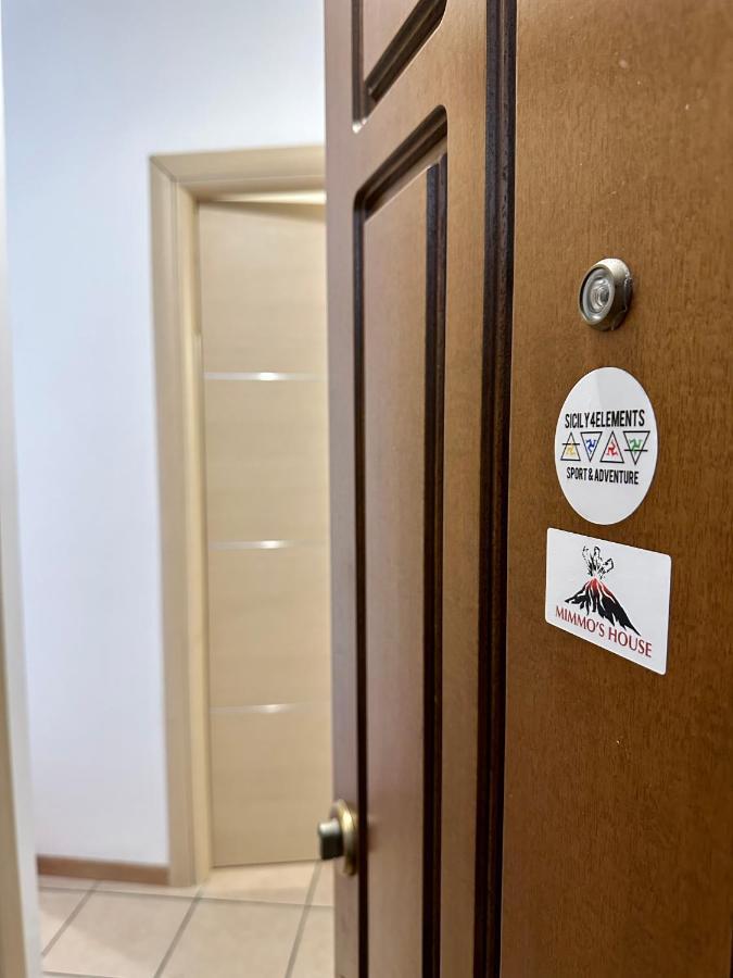 Mimmo'S House Apartment Катания Екстериор снимка